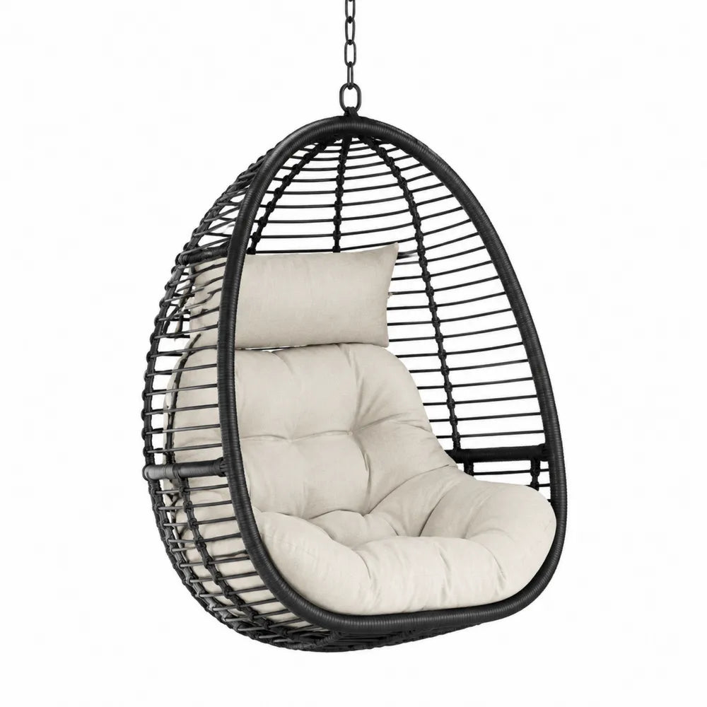 Fauteuil suspendu de jardin en résine tressée noir avec coussins beige et structure en acier 95 cm x 75 cm x 120 cm